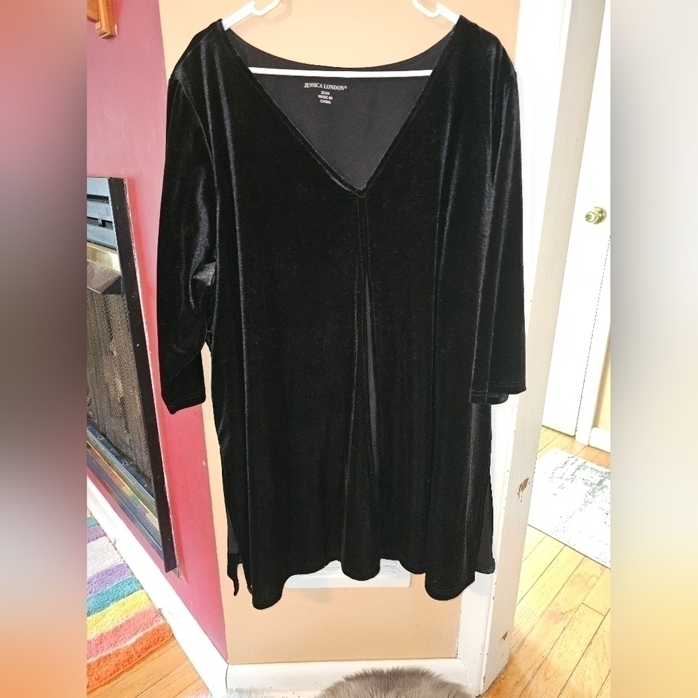 JESSICA LONDON  Velour 3/4 Sleeves Top SZ 22/24
